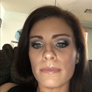 Meet your Posher, Janie